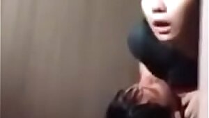 Baru, Cewek Mabuk Dientot D wc .... robococks.ooo